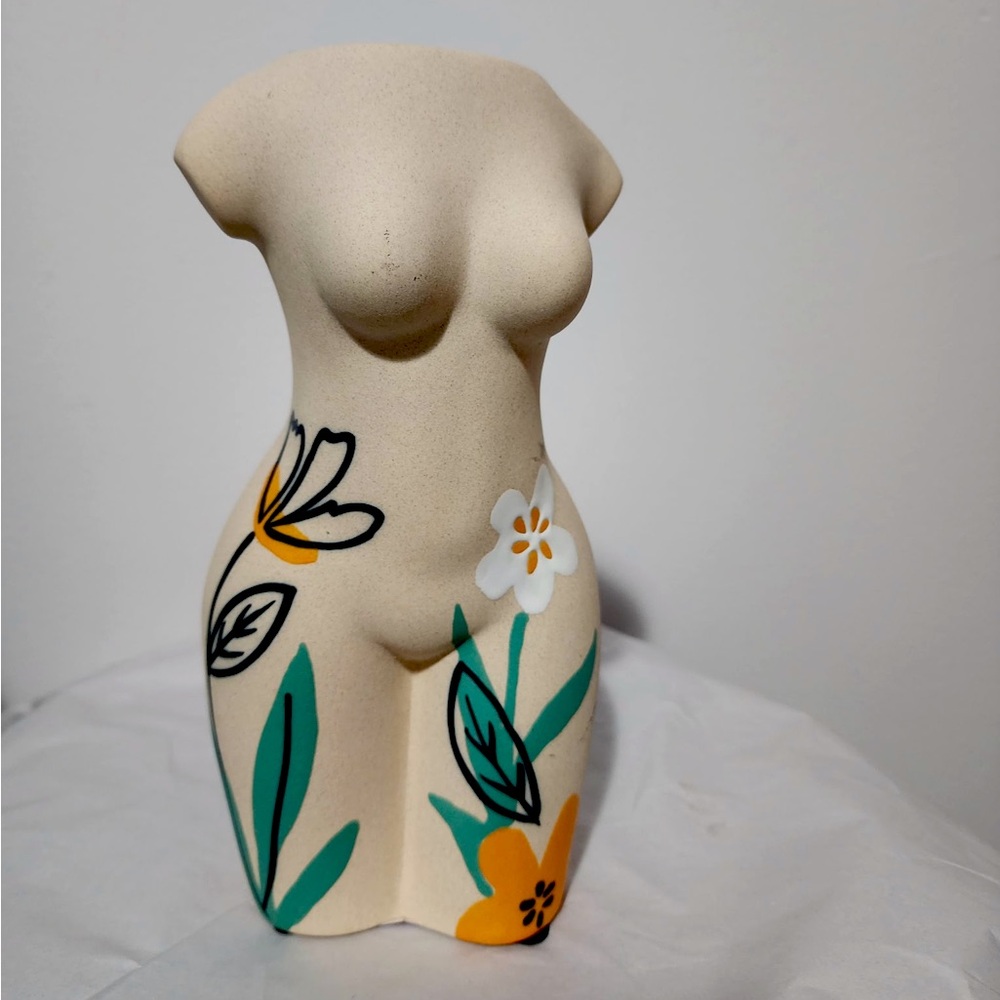 Female body vase!